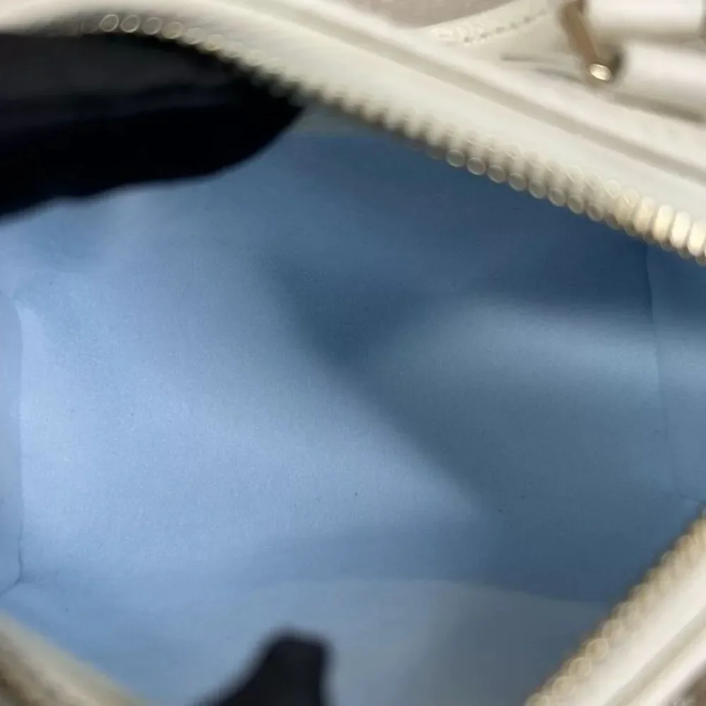 Louis Vuitton Women Pre-Loved Bag Very Good Condition